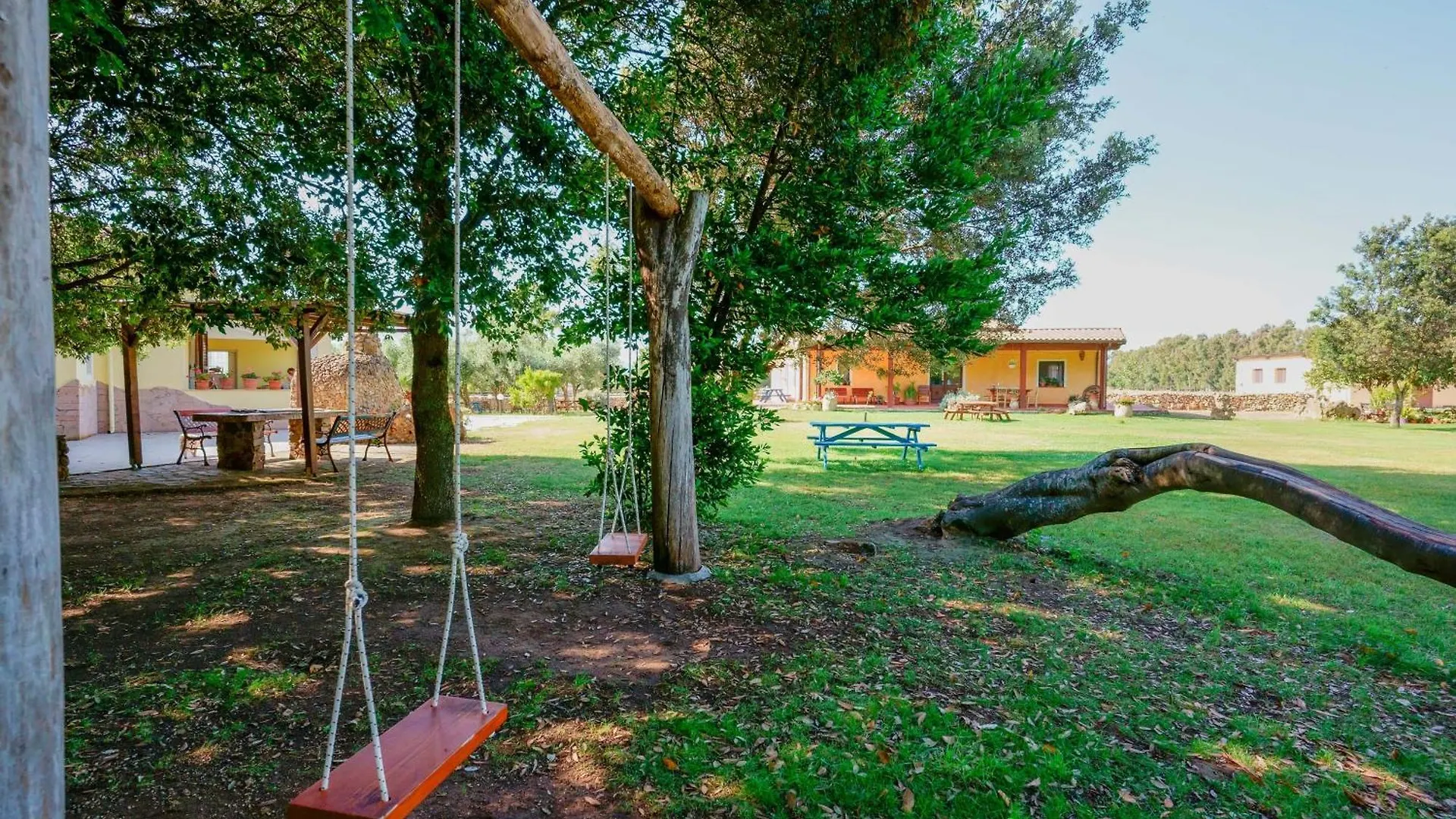 Farm stay Agriturismo La Genziana Alghero Italy