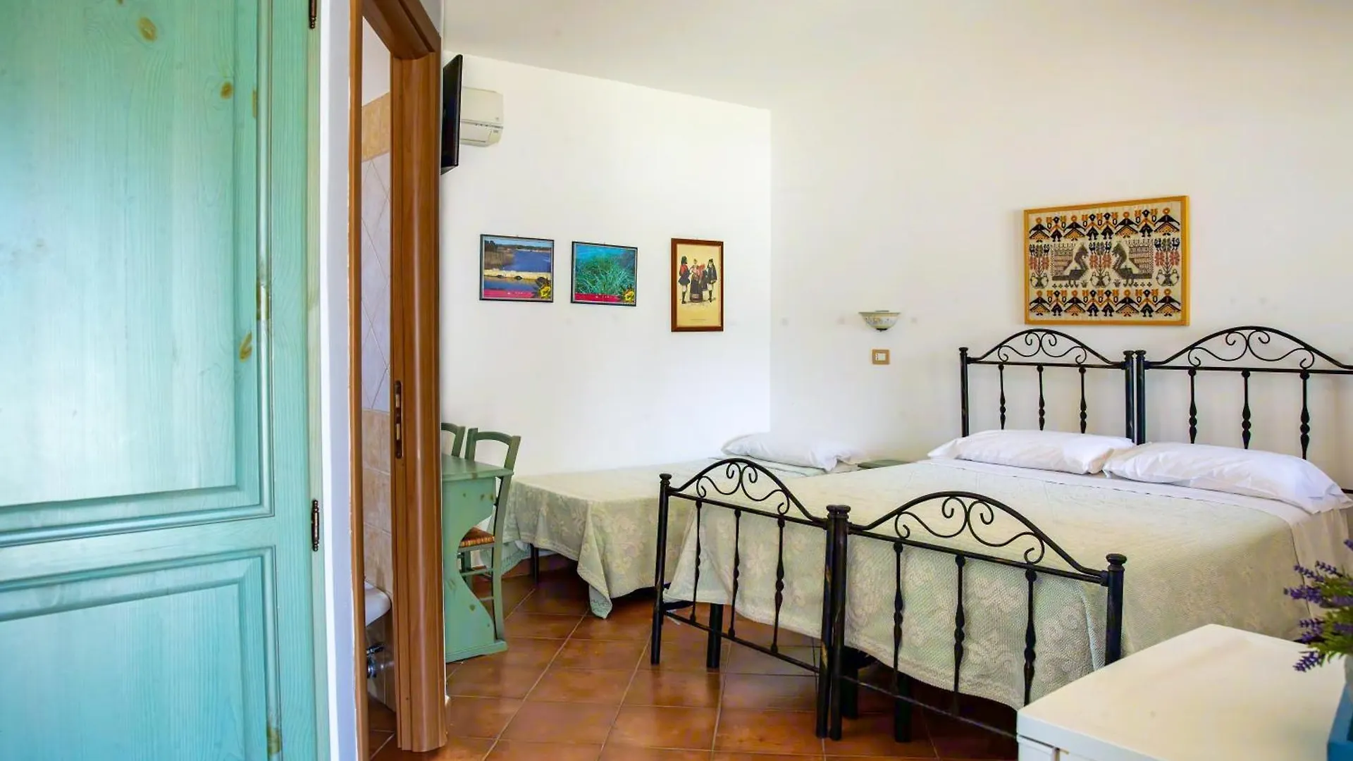 Farm stay Agriturismo La Genziana Alghero