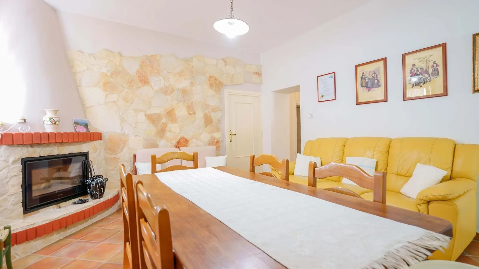 Agriturismo La Genziana Alguer Agroturismo